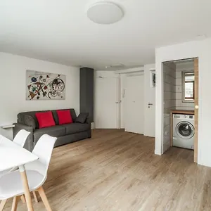 Bright And Cosy Flat At The Heart Of In A Trendy District - Welkeys Parigi